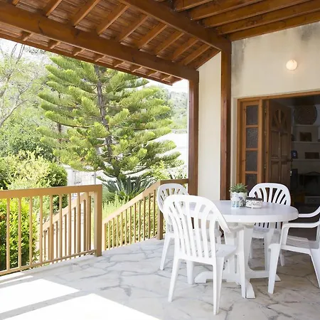 Chrysanthema Case de vacanță Miliou