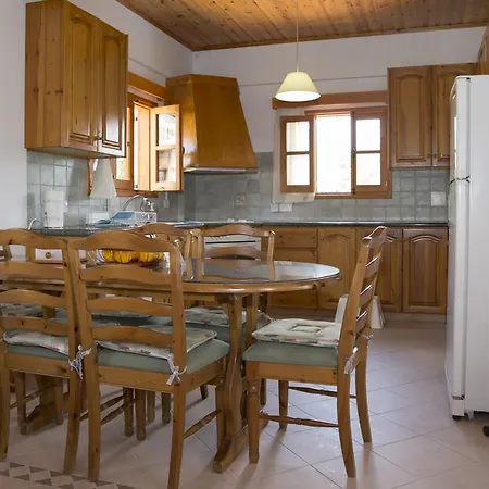 Chrysanthema Case de vacanță Miliou